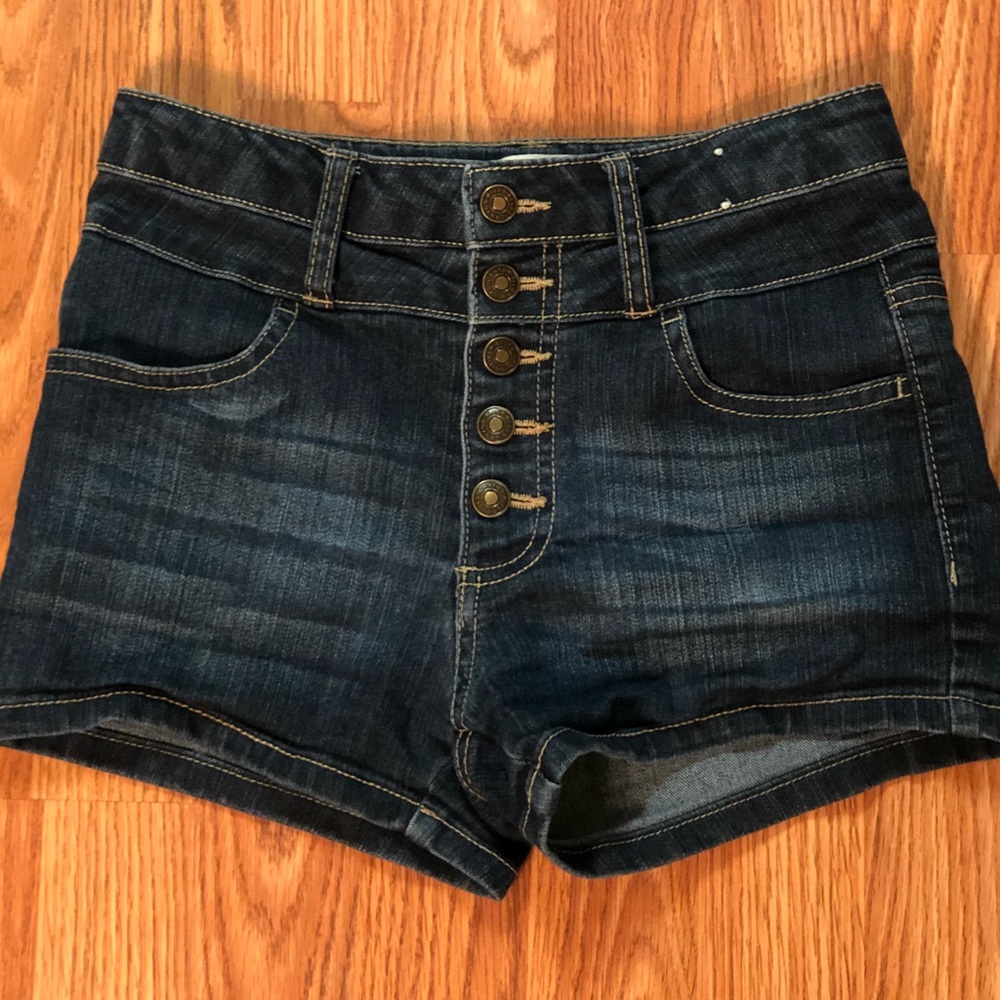 Cute Canyon River Blues high waisted shorts ❤️💙💚